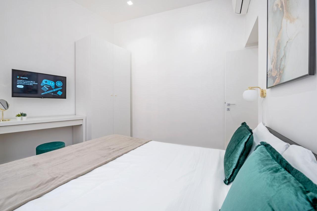 White Flat Cross Apartment Rome Exterior photo