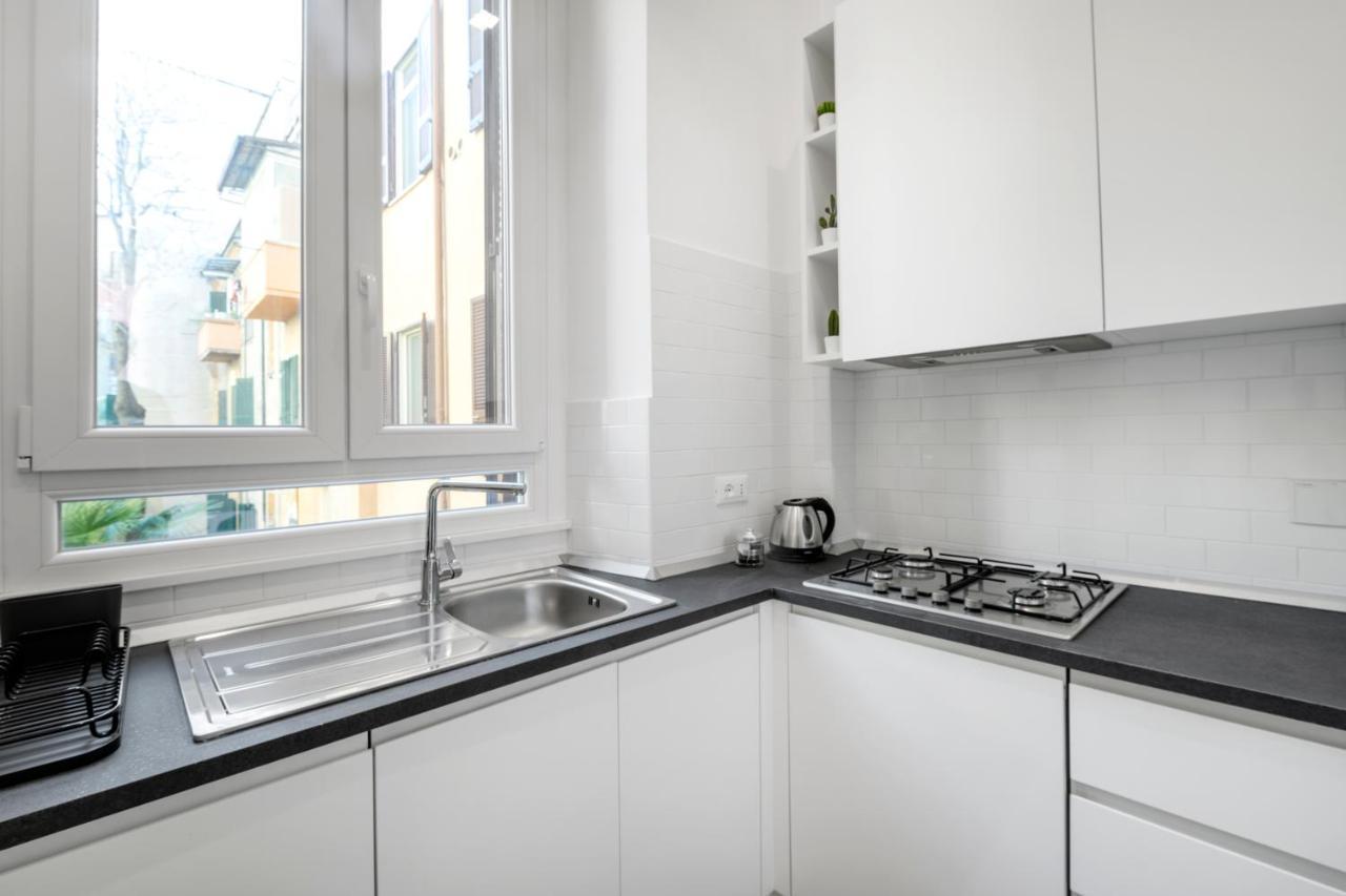 White Flat Cross Apartment Rome Exterior photo